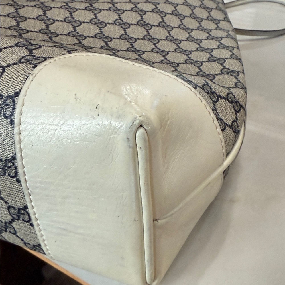 Gucci Vintage GG Canvas Leather Drawstring White and Blue Monogram Tote W/COA - Picture 9 of 16